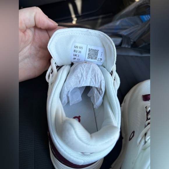 NWOT On Cloudnova 2 Mulberry - Picture 5 of 5